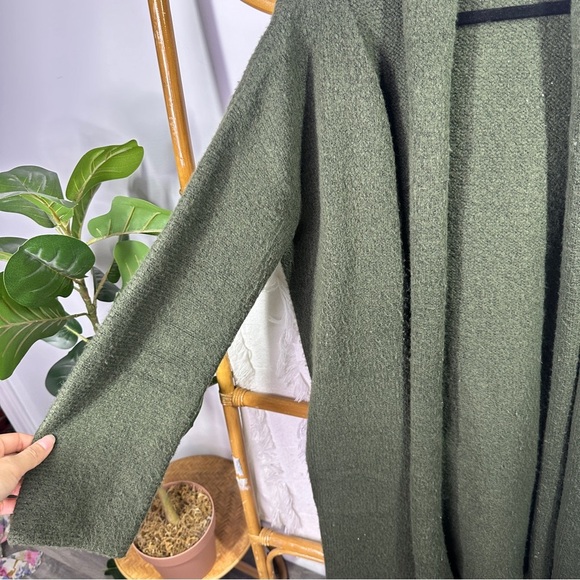 Kindred Bravely Olive Green Cardigan sz M/L - Picture 5 of 8